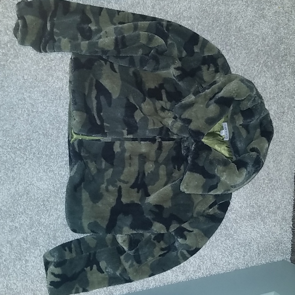 Camo Jacket - Picture 4 of 4